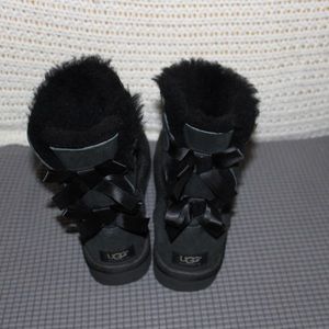 UGG Bailey Bow boots